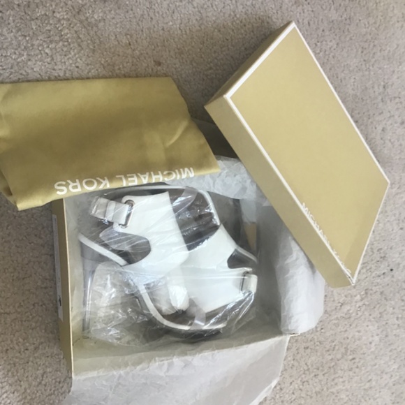 Michael Kors - Picture 16 of 16